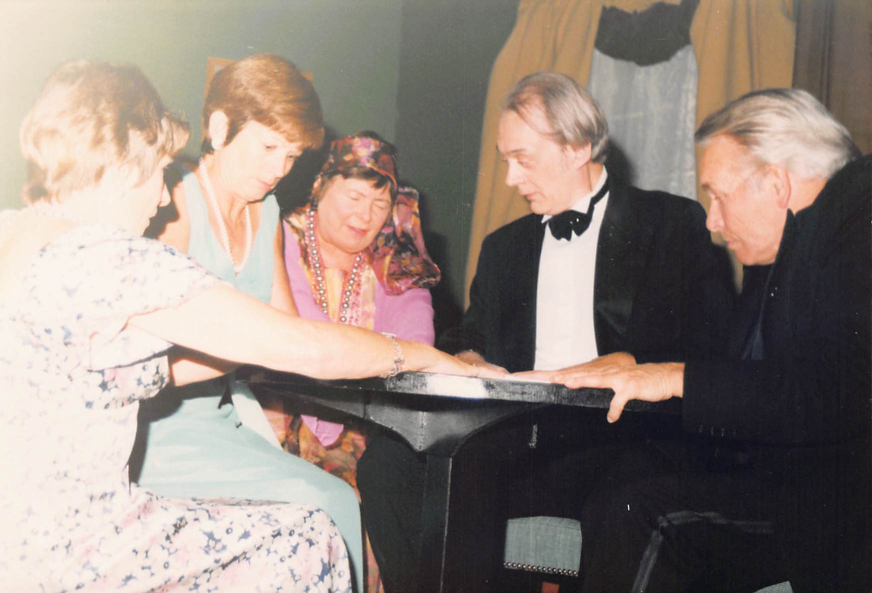 Blithe-Spirit-1999 (26)