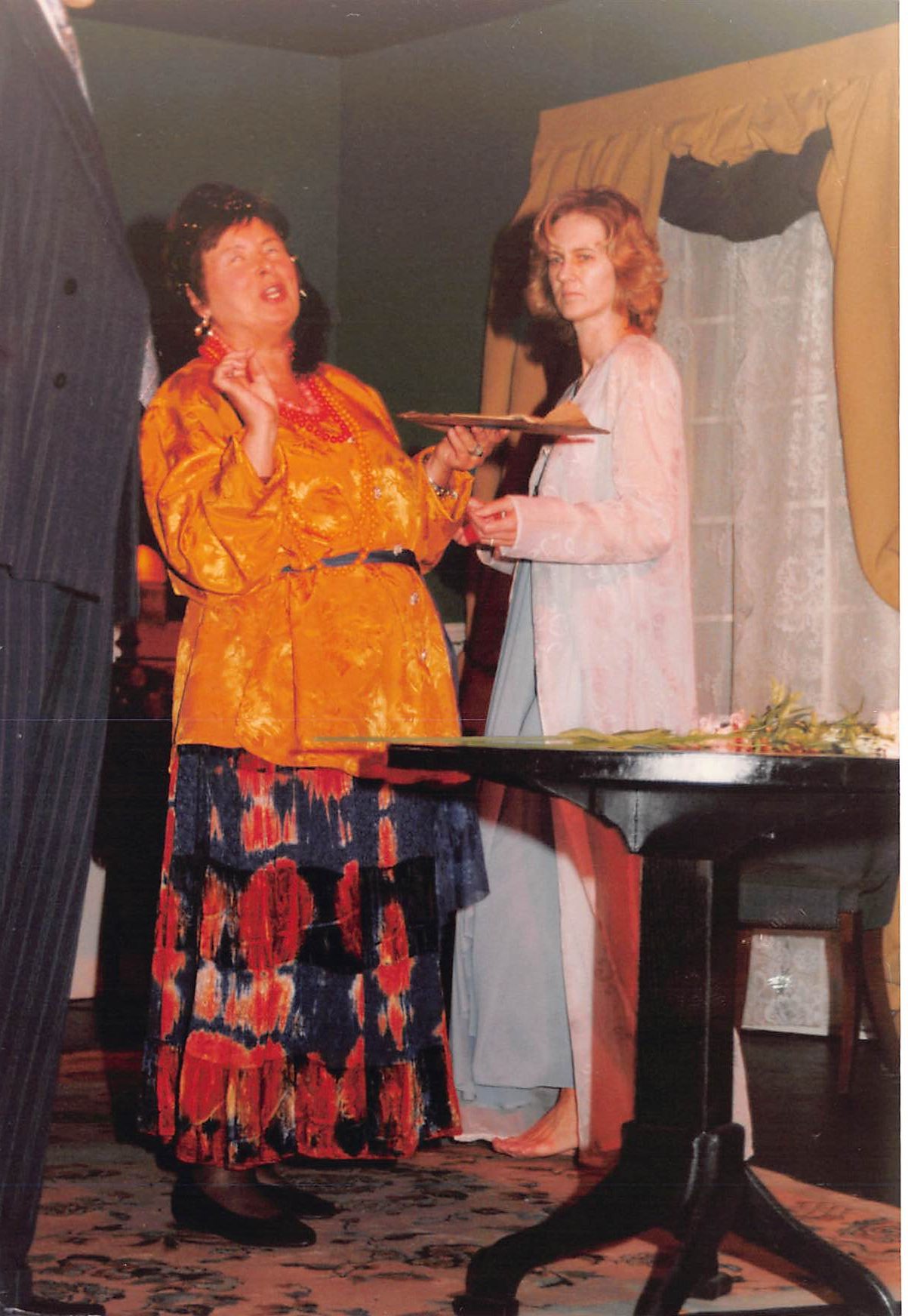 Blithe-Spirit-1999 (43)